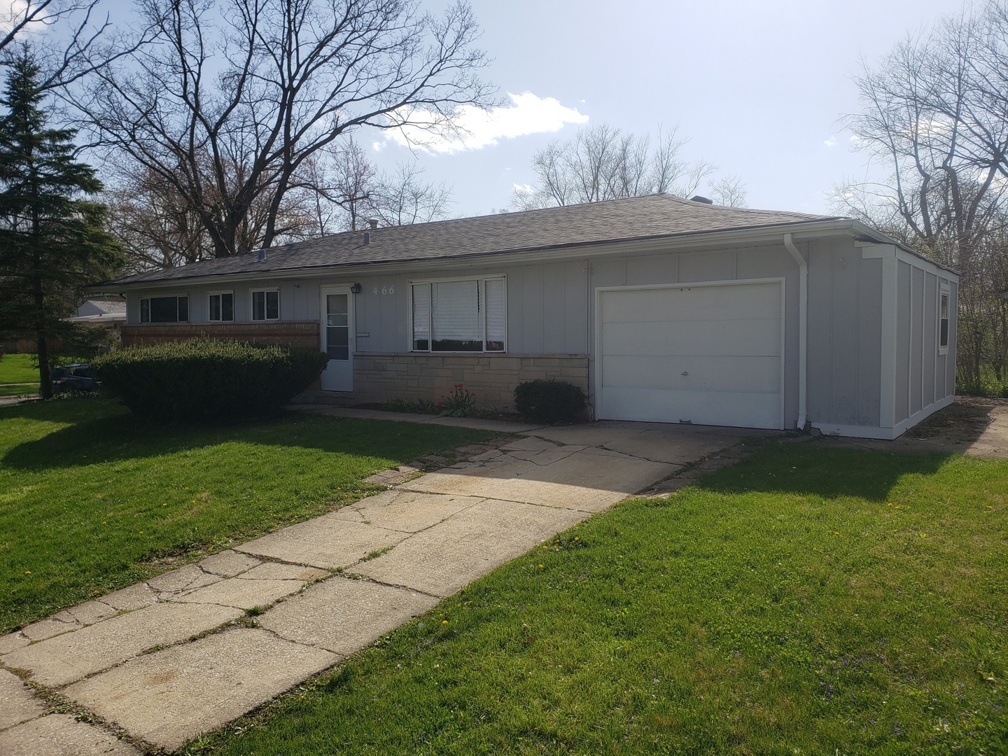 Property Photo: 466 Tahoe Street IL 60466