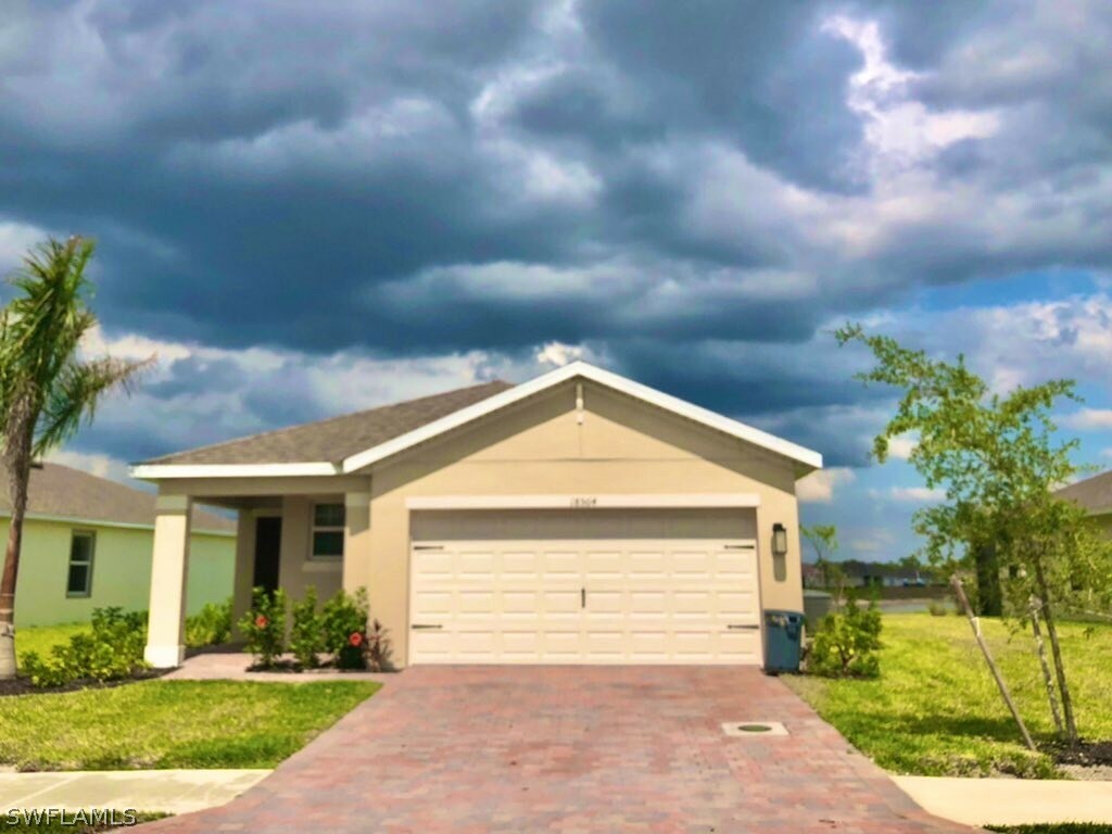 18504 Cronin Sand Lane  North Fort Myers FL 33917 photo