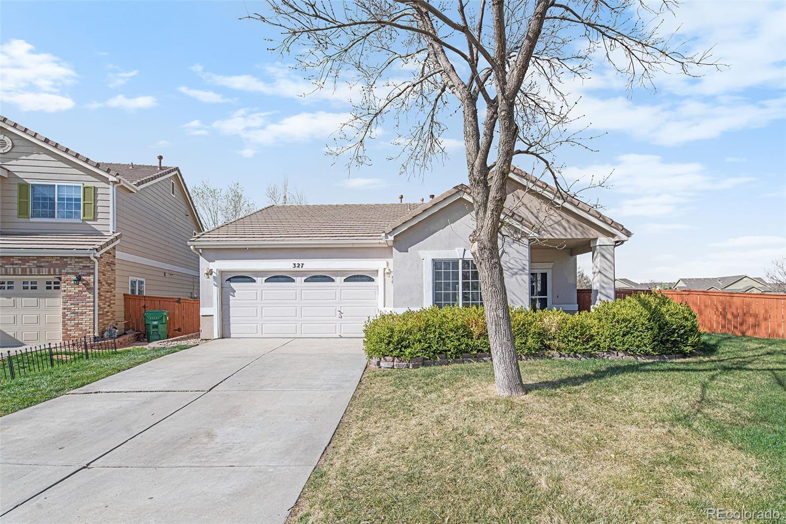 Property Photo:  327 Ivory Circle  CO 80011 