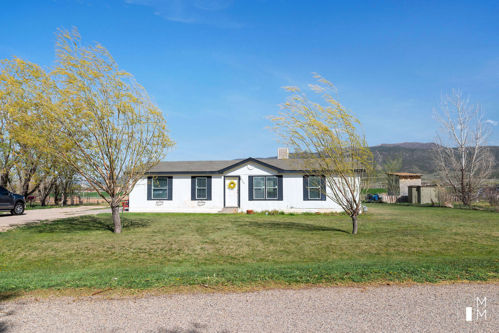 Property Photo: 4320 N Quarterhorse Ln UT 84021