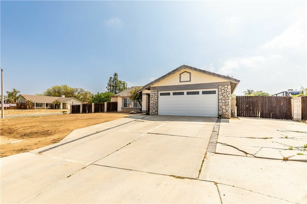 Property Photo:  24128 Marley Circle  CA 92585 