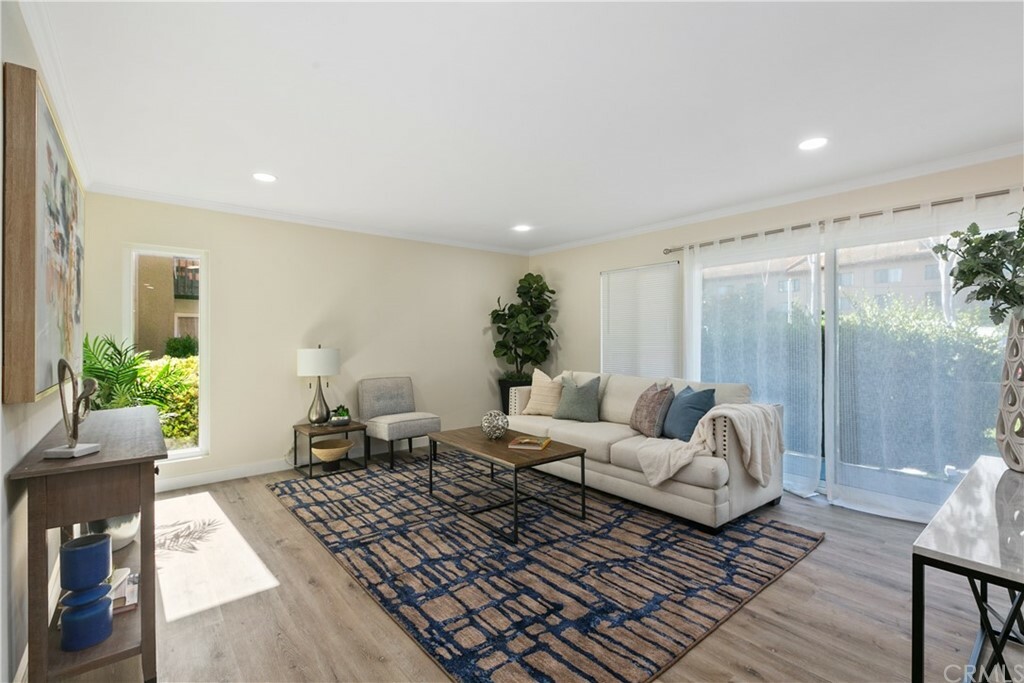 Property Photo:  17119 W Bernardo Drive 101  CA 92127 