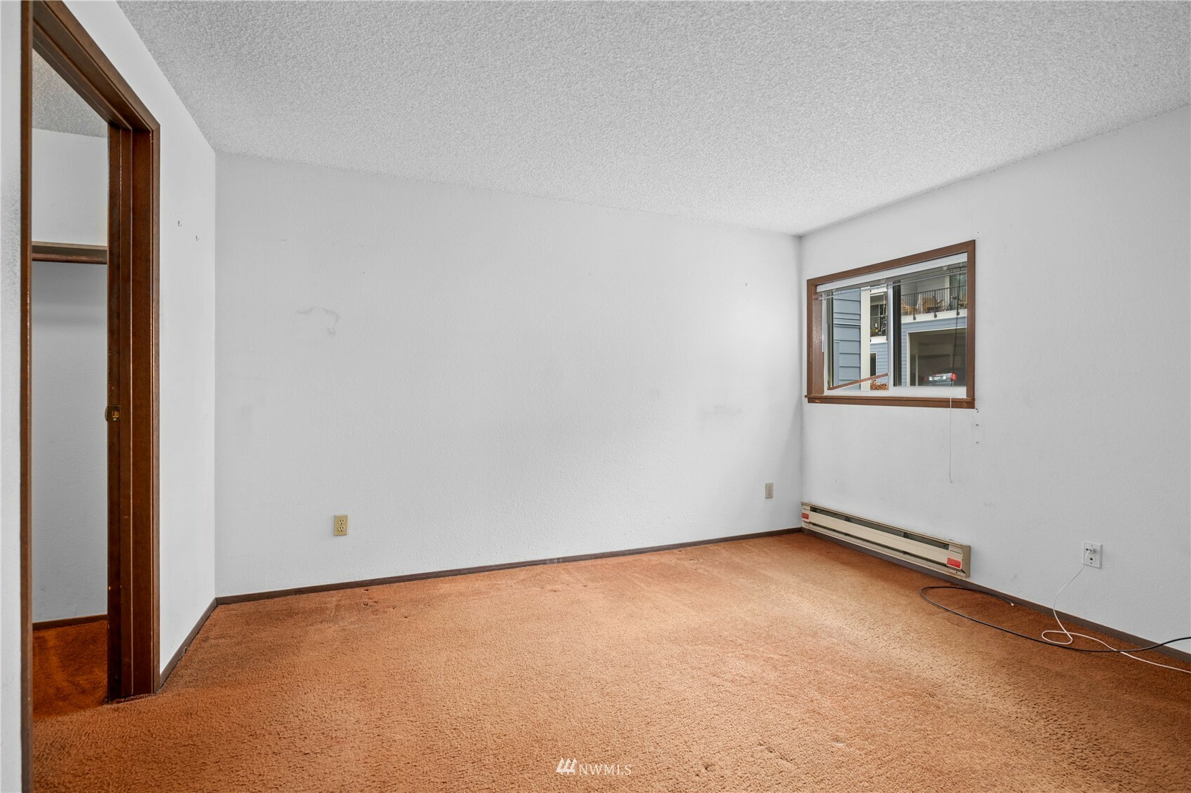 Property Photo:  2411 S 248th Street D12  WA 98032 