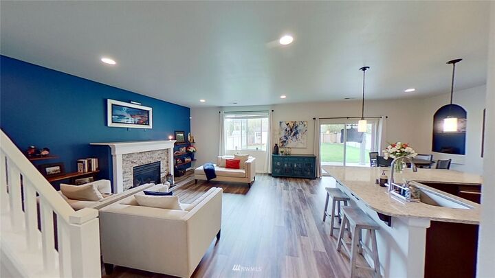 Property Photo:  6909  38th Avenue SE  WA 98503 