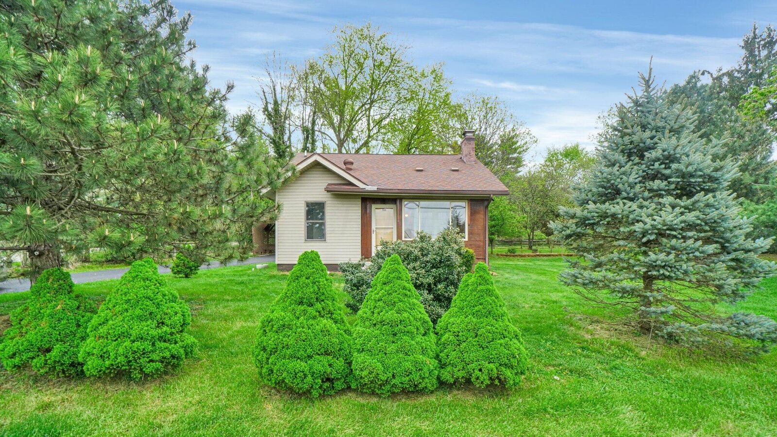 Property Photo: 1340 Lancaster Kirkersville NW Road OH 43130