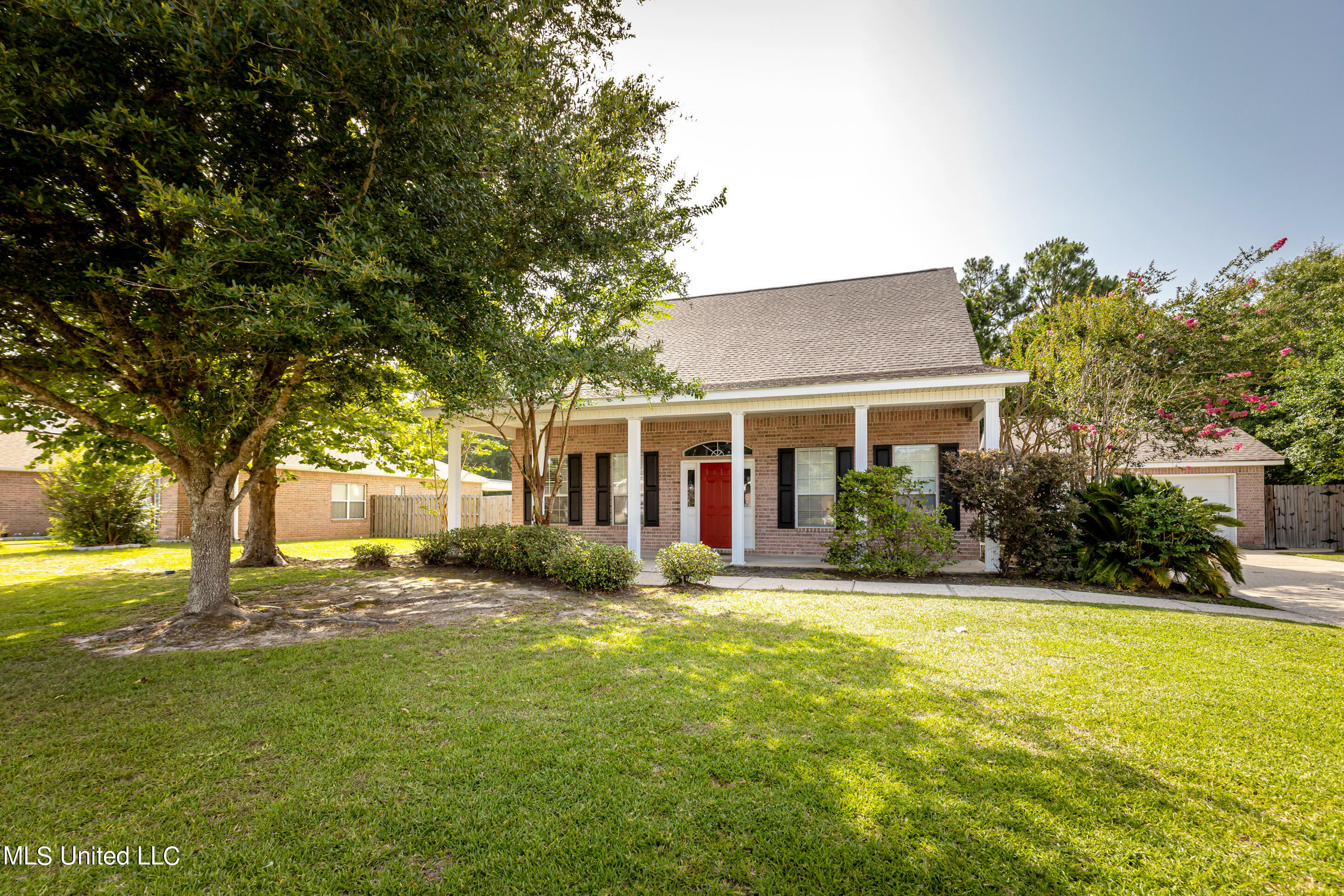 Property Photo:  49 Lakeview Drive  MS 39564 