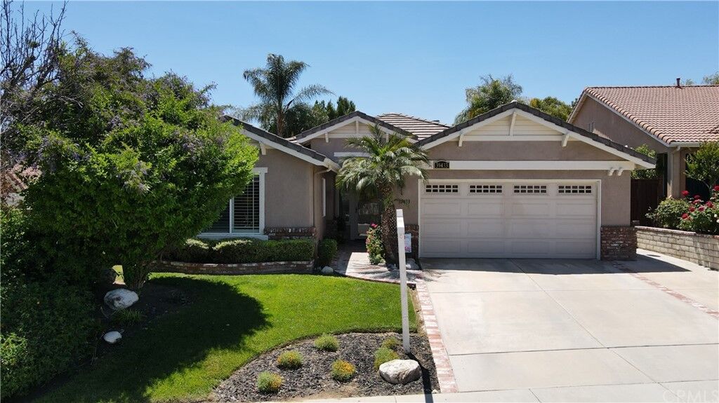 Property Photo:  39433 Beringer Drive  CA 92563 