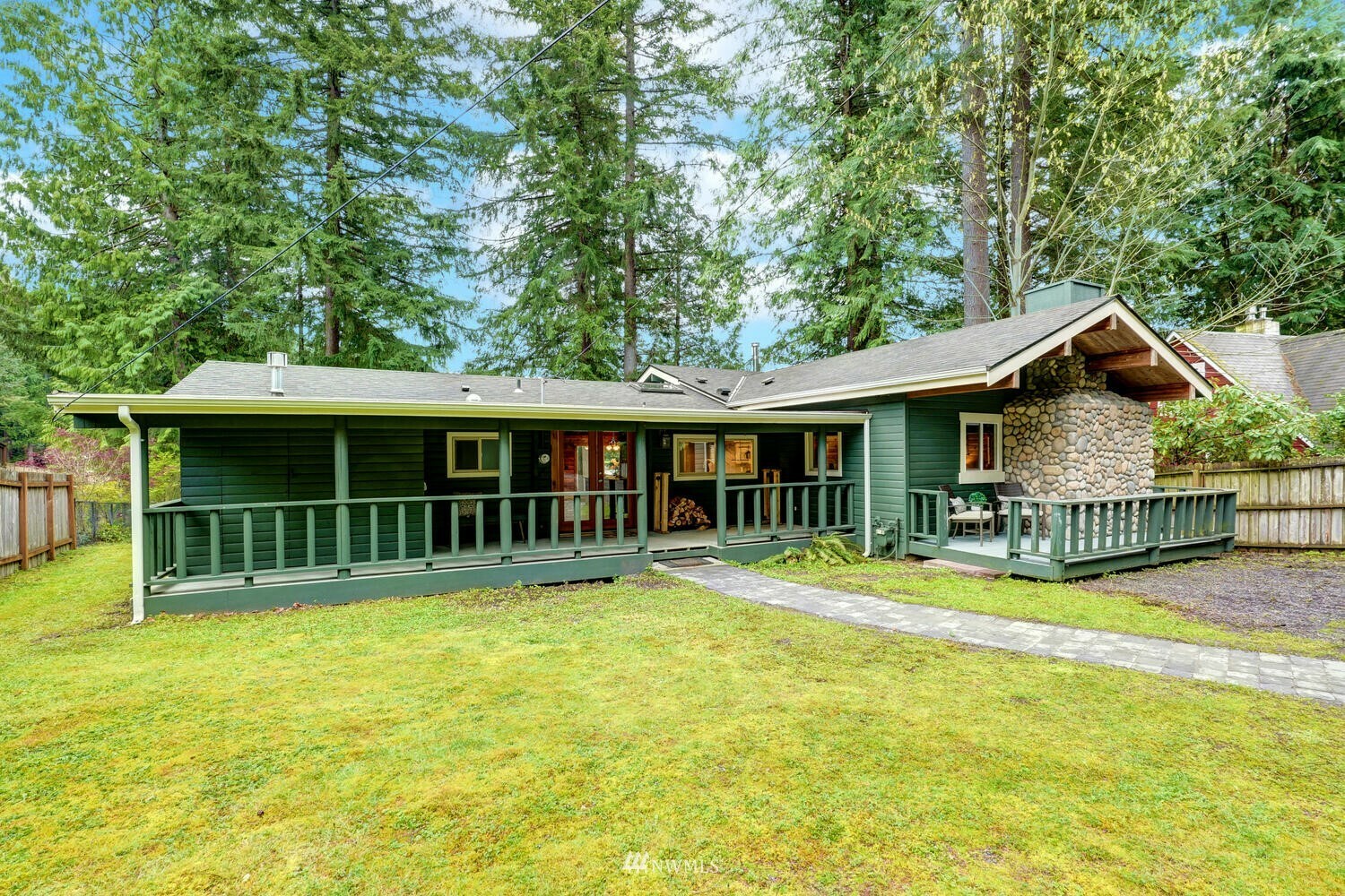 Property Photo:  7432 337th Place SE  WA 98024 