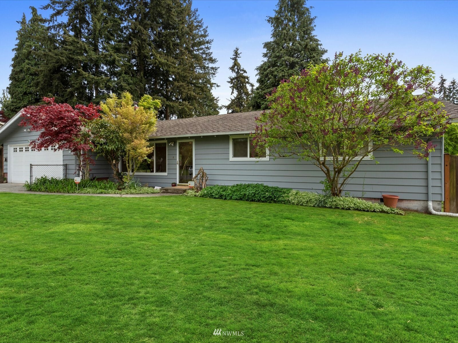 2212 El Capitan Way  Everett WA 98208 photo