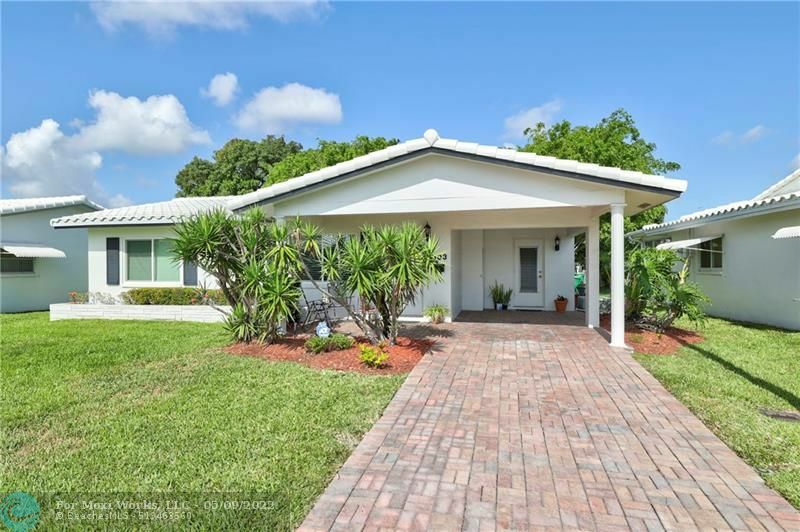 Property Photo:  7503 NW 70th Ter 7503  FL 33321 