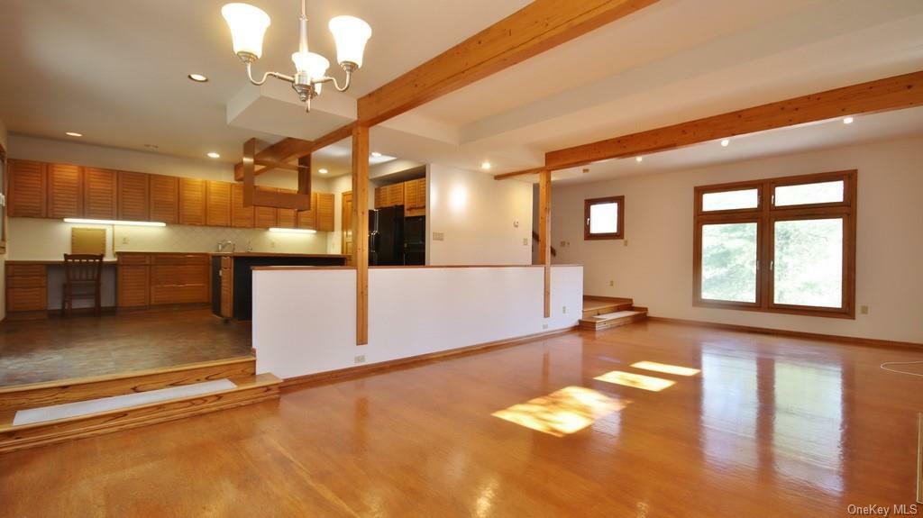 Property Photo:  1 Deer Ridge Road  NY 10549 