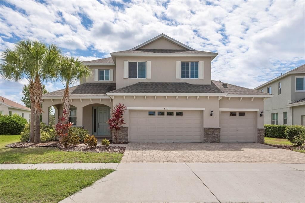 Property Photo:  8212 Carlton Ridge Drive  FL 34638 