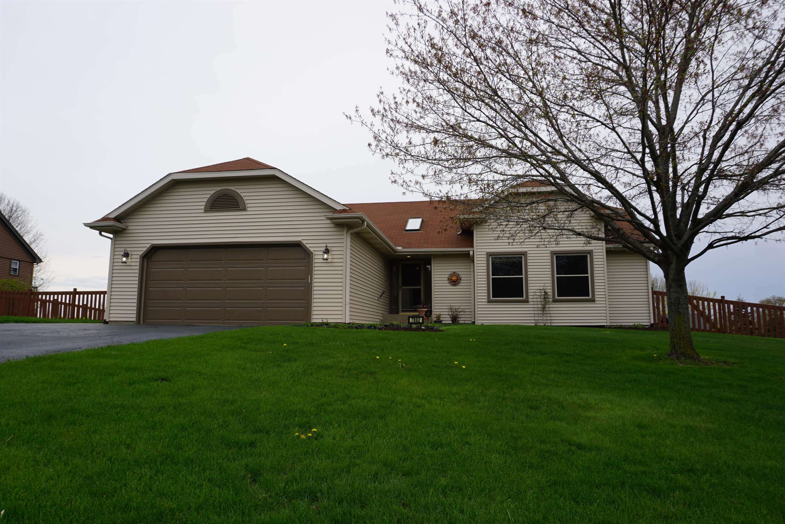 Property Photo:  7892 Coopers Hawk Trail  IL 61115 