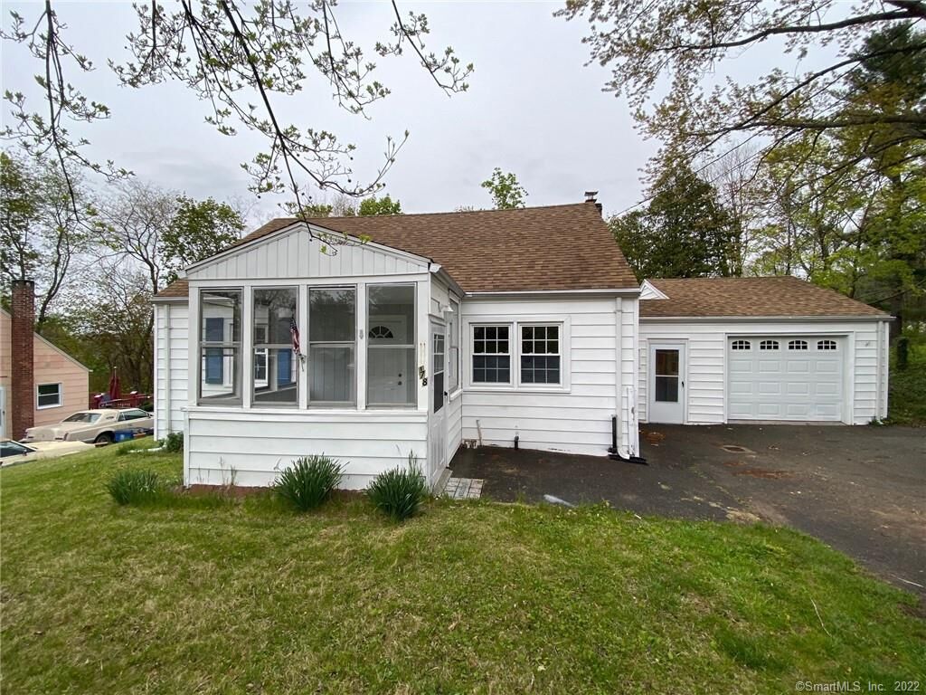 Property Photo:  178 Glen Haven Road  CT 06513 