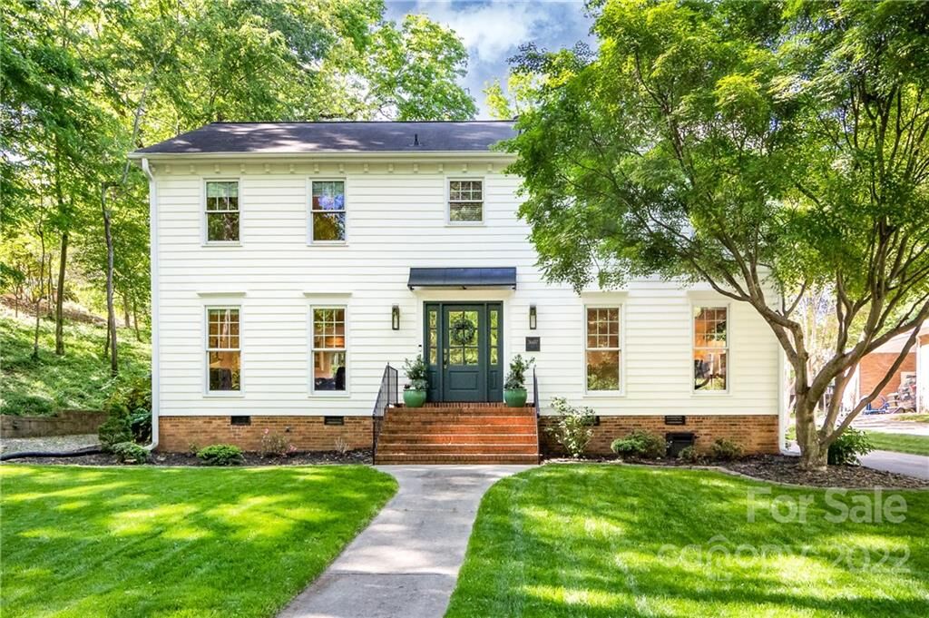 Property Photo:  3607 School House Lane  NC 28226 