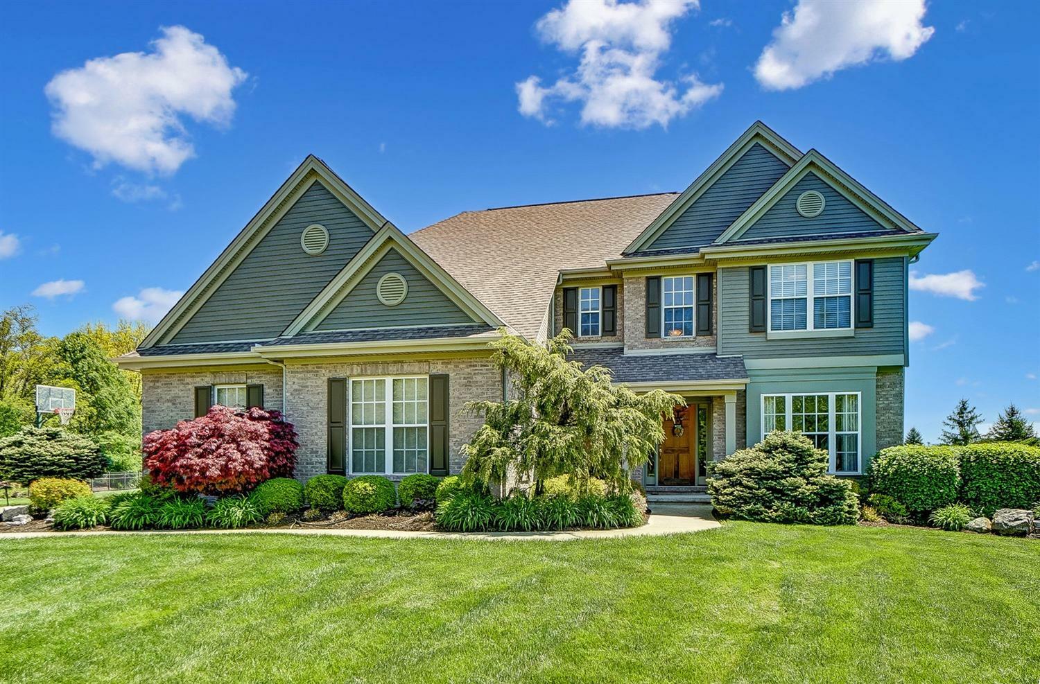 Property Photo: 415 Grandin Ridge Dr OH 45039