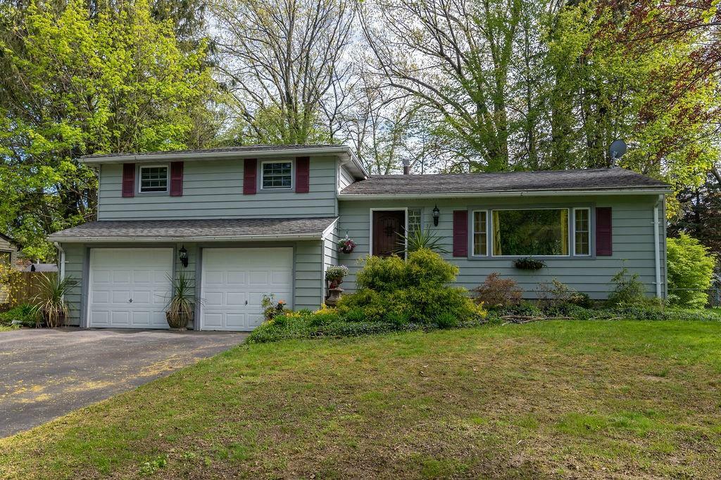 Property Photo:  31 Sansharon Drive  NY 14617 