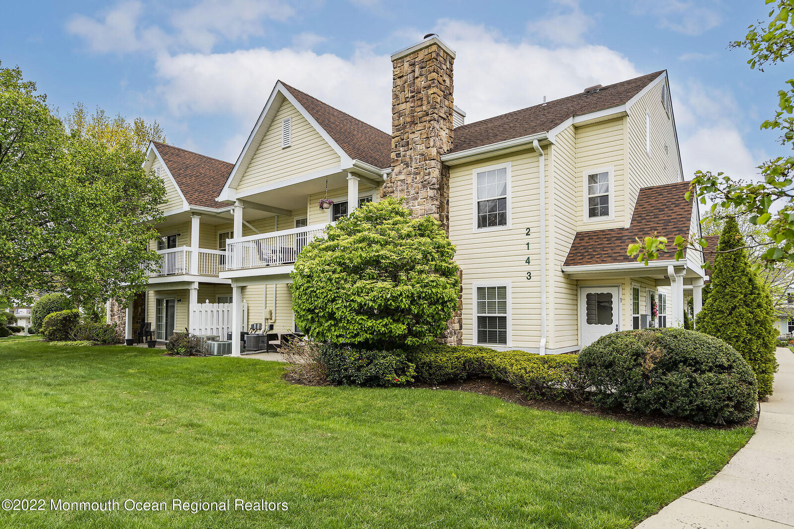 Property Photo: 2 Nashville Court NJ 07712