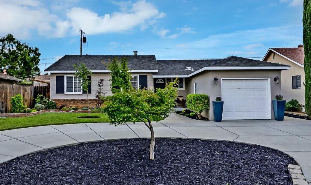 Property Photo: 1708 Mercury Way CA 95864