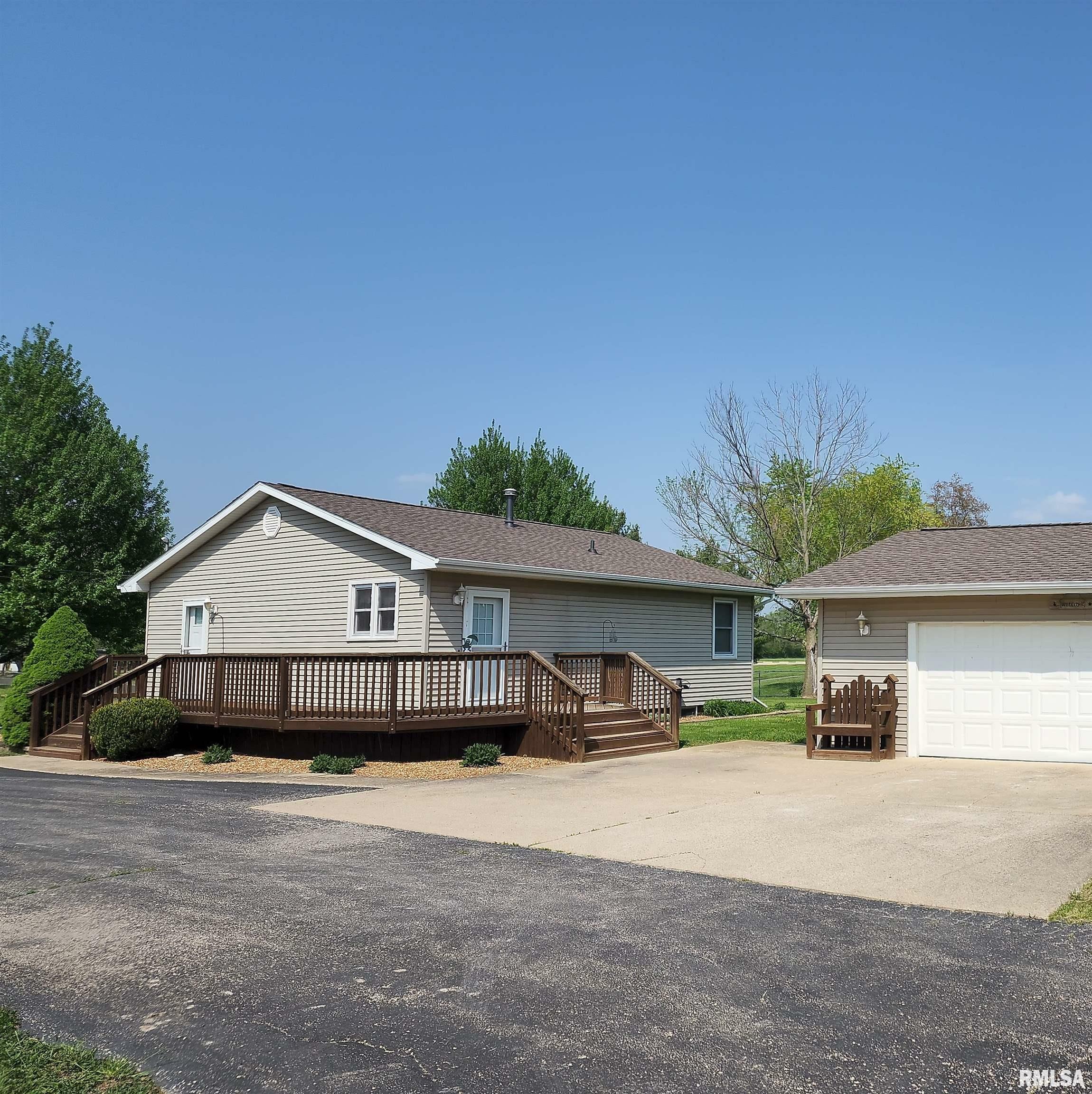 Property Photo: 9510 S Mapleton IL 61547