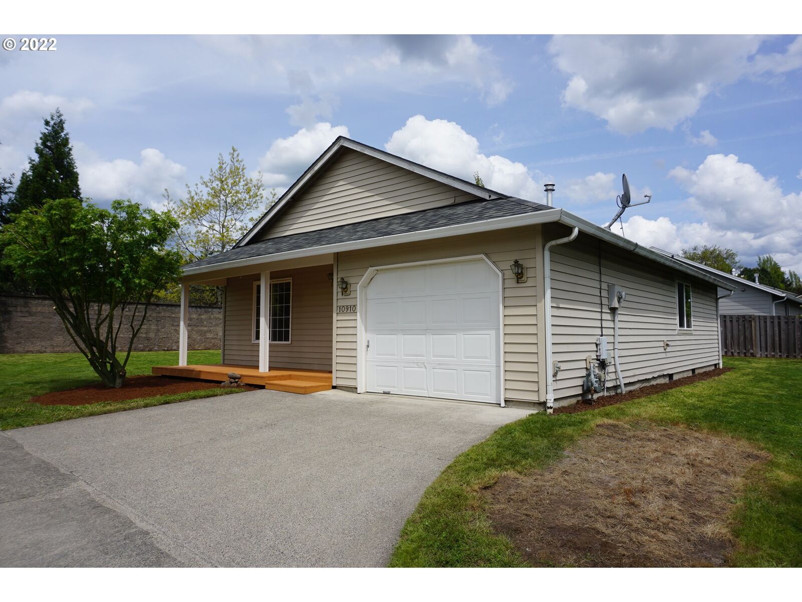 Property Photo: 10910 NE 81st Way WA 98662