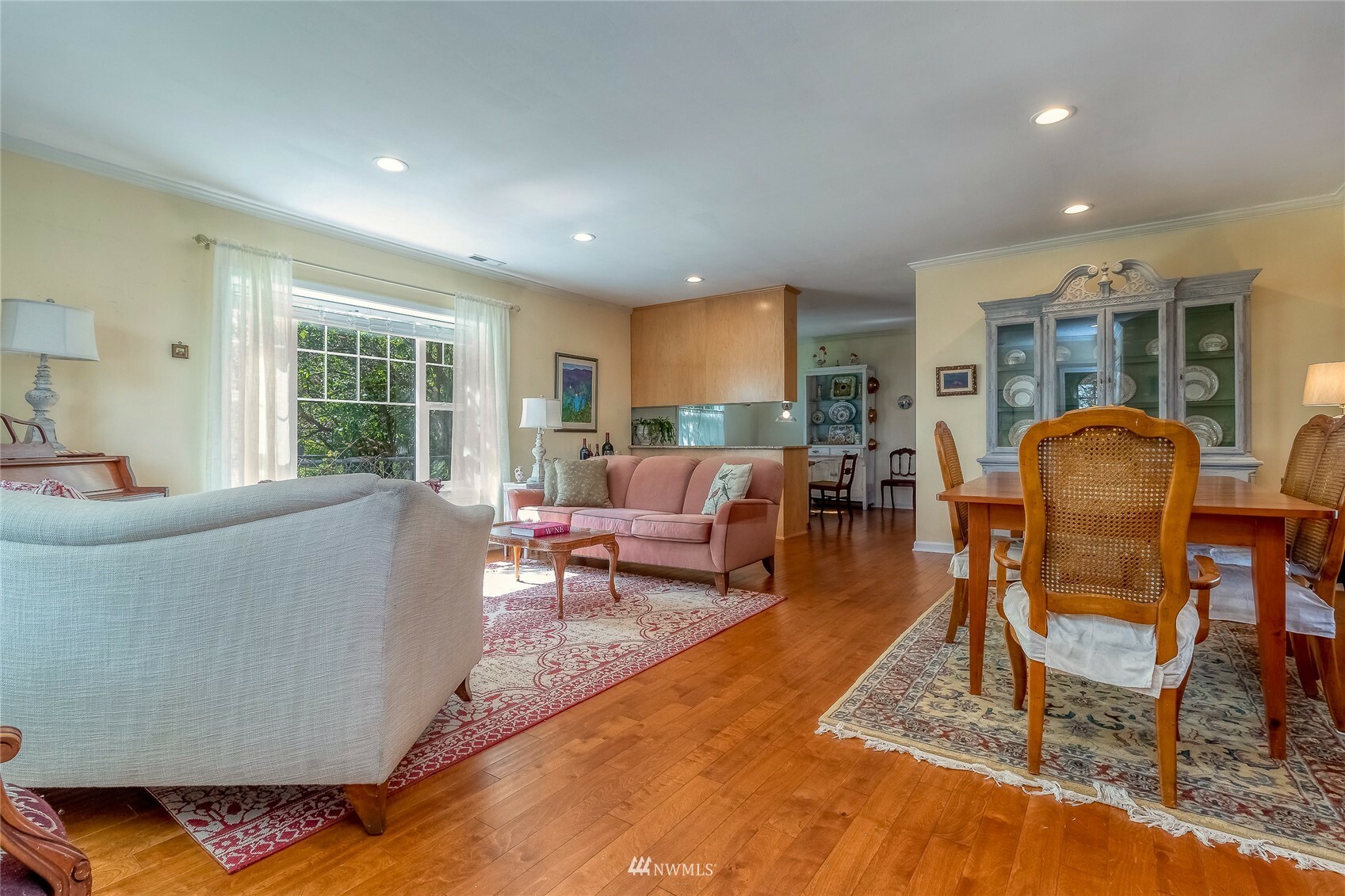 Property Photo: 1932 Wallula Avenue WA 99362