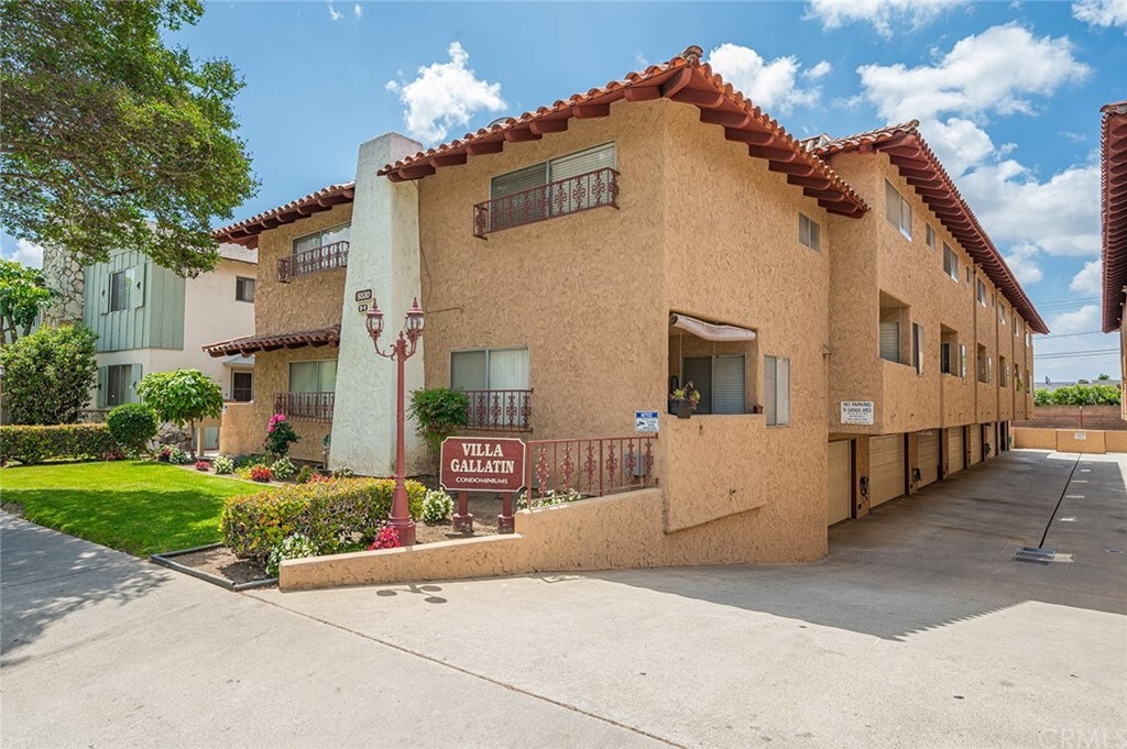 Property Photo:  8530 Gallatin Road H  CA 90240 
