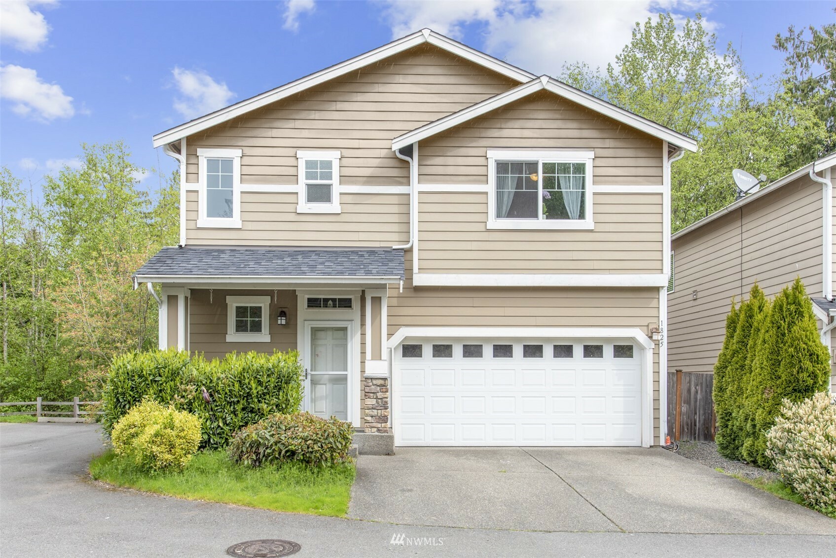 Property Photo:  1825 151st Street SW  WA 98087 