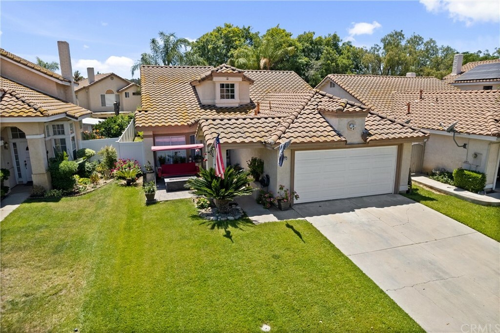 Property Photo:  28213 Inspiration Lake Drive  CA 92584 