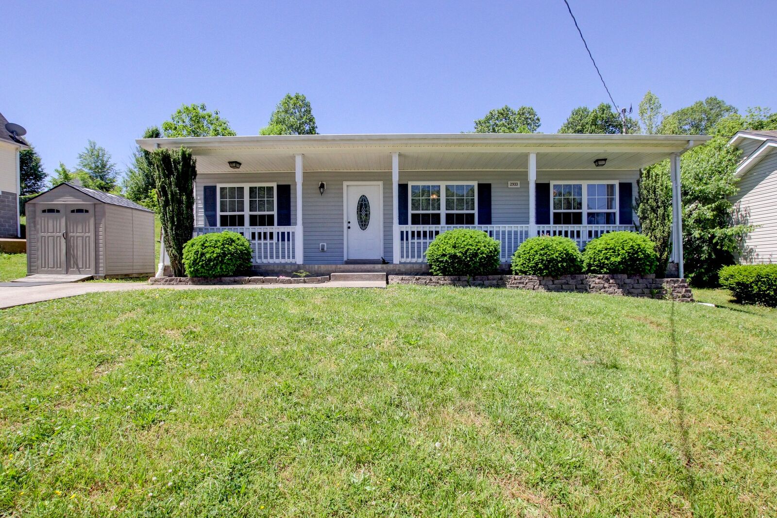 Property Photo: 2933 Core Dr TN 37040