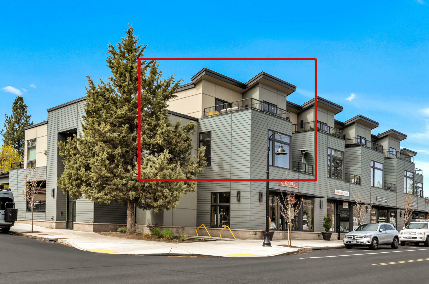 Property Photo:  2735 NW Crossing Drive 201  OR 97703 