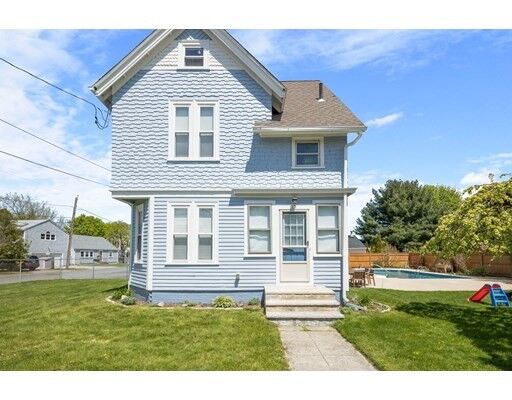 Property Photo:  15 Felton St  MA 01906 