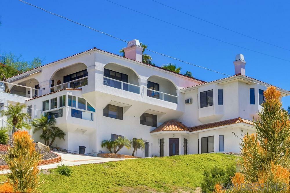 Property Photo: 9705 Kenora Ln CA 91977