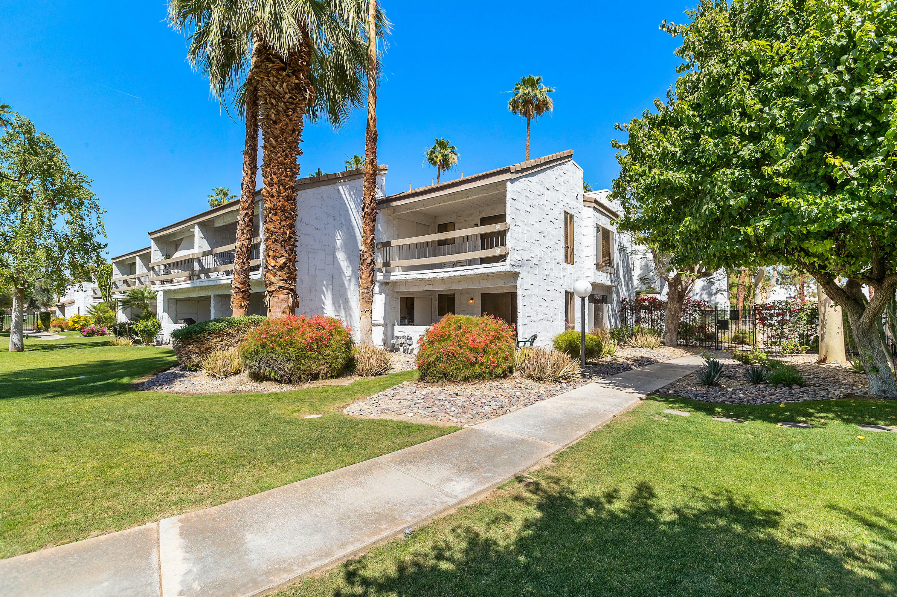 Property Photo:  5175 E Waverly Drive F59  CA 92264 