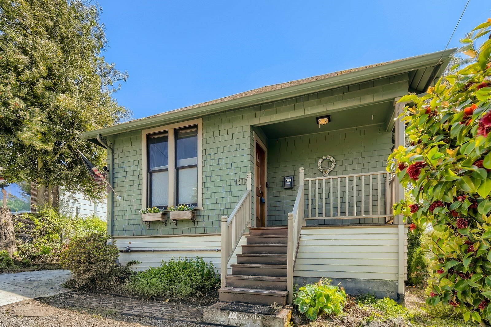 Property Photo:  4317 S Dawson Street  WA 98118 