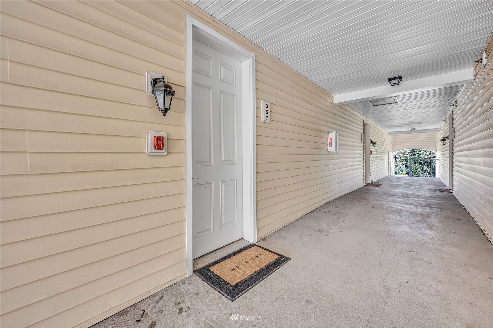 Property Photo:  10113 186th Street E 357  WA 98375 