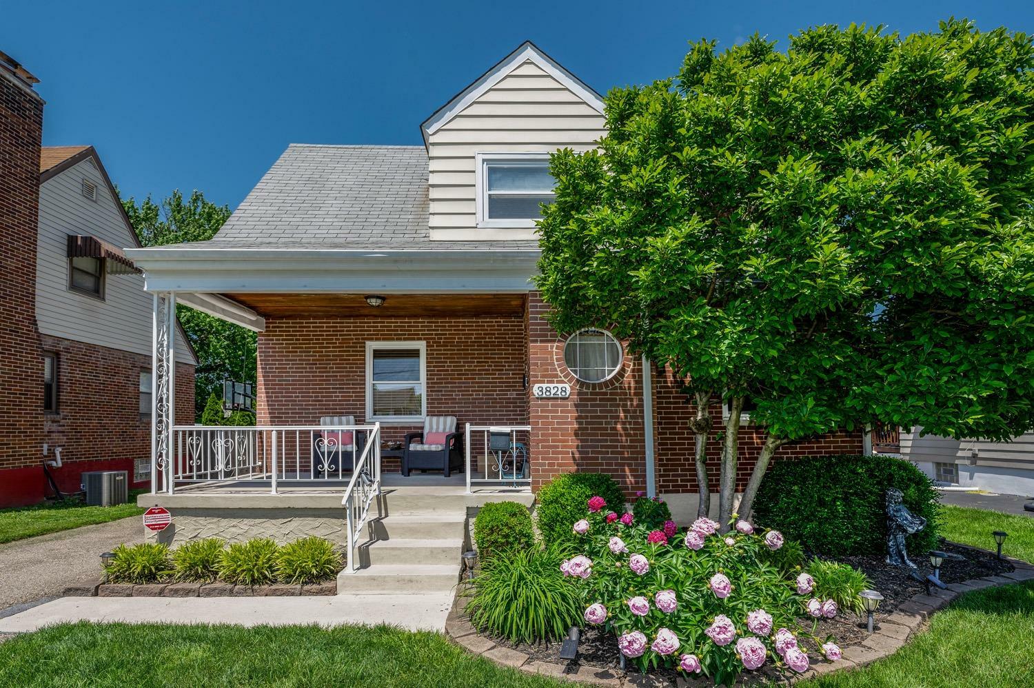 Property Photo: 3828 Oleary Ave OH 45236