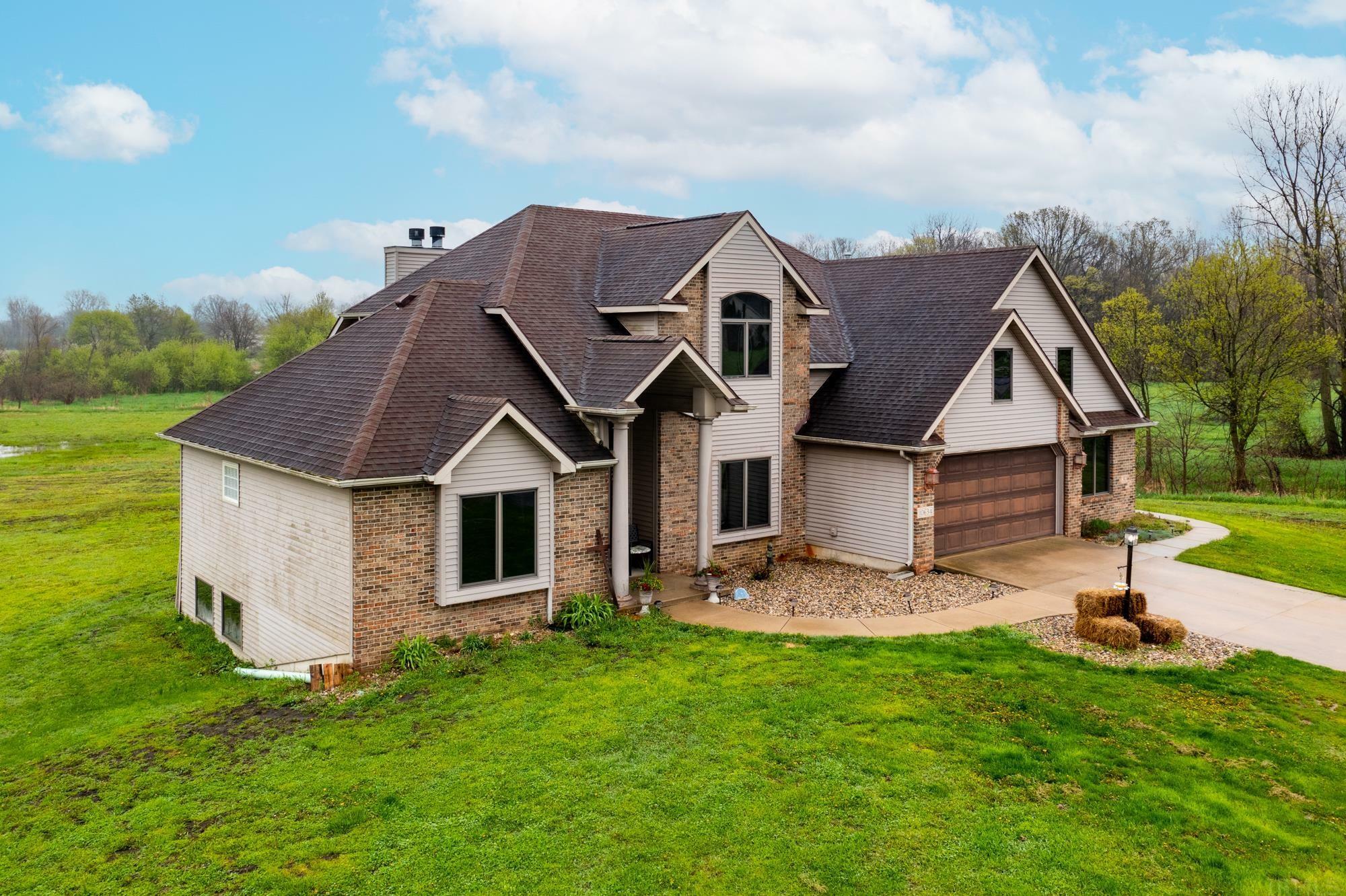 Property Photo: 10634 E North County Line Road IN 46788