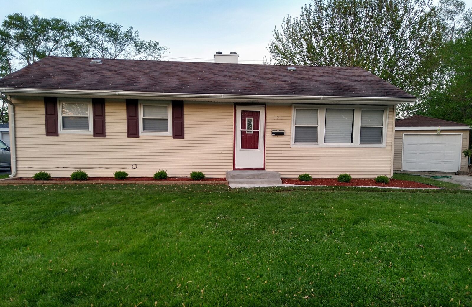 Property Photo:  171 S Normandy Drive  IL 60411 