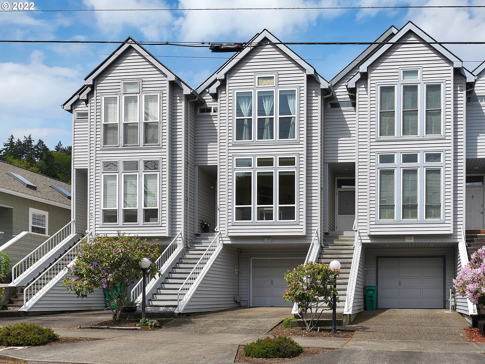 Property Photo:  5945 S Kelly Ave  OR 97239 