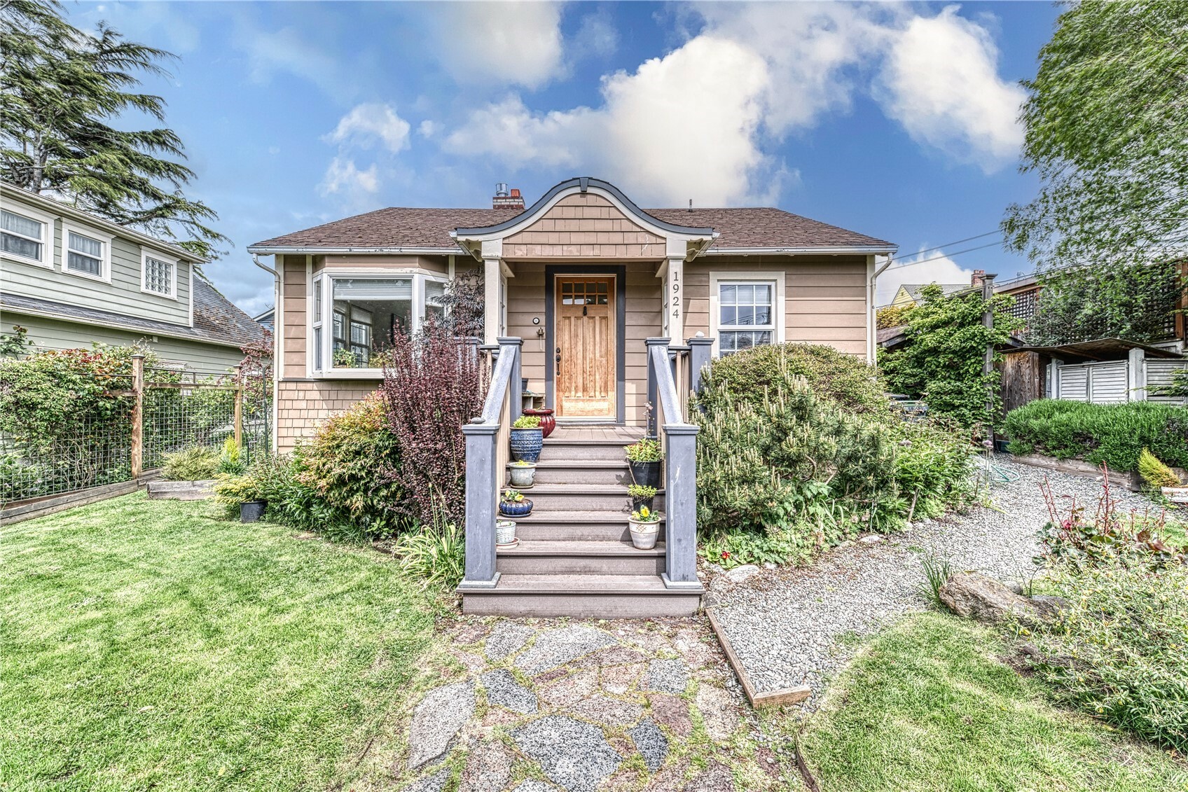 Property Photo:  1924 Jefferson Street  WA 98368 