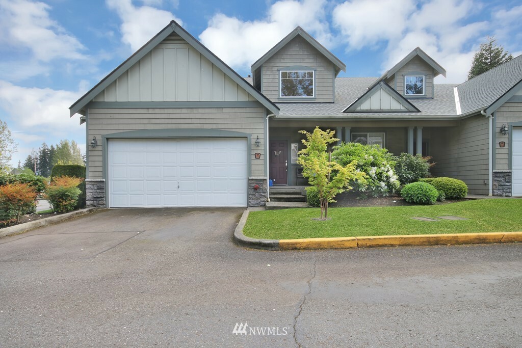 Property Photo:  16526 SE 256th Street A1  WA 98042 