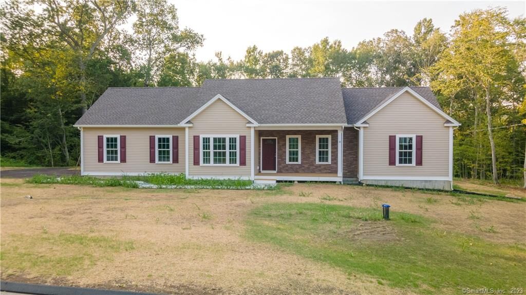Property Photo:  13 Chidley Way  CT 06339 