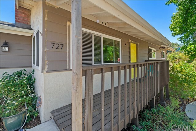 Property Photo:  727 Sunset Drive  CA 92081 