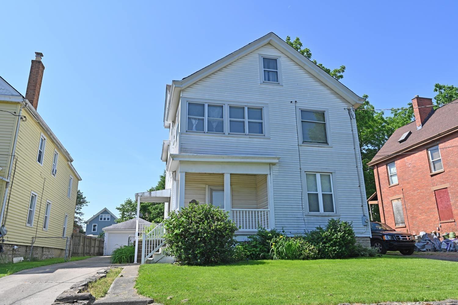 Property Photo: 2035 Lawrence Ave OH 45212