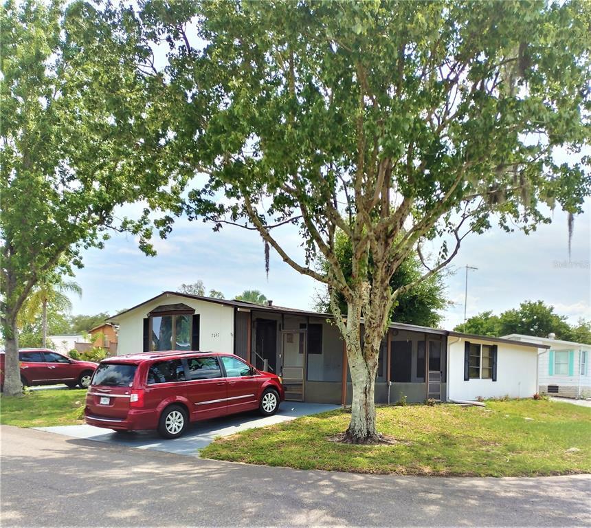 Property Photo:  7097 Tamarind Way  FL 33898 
