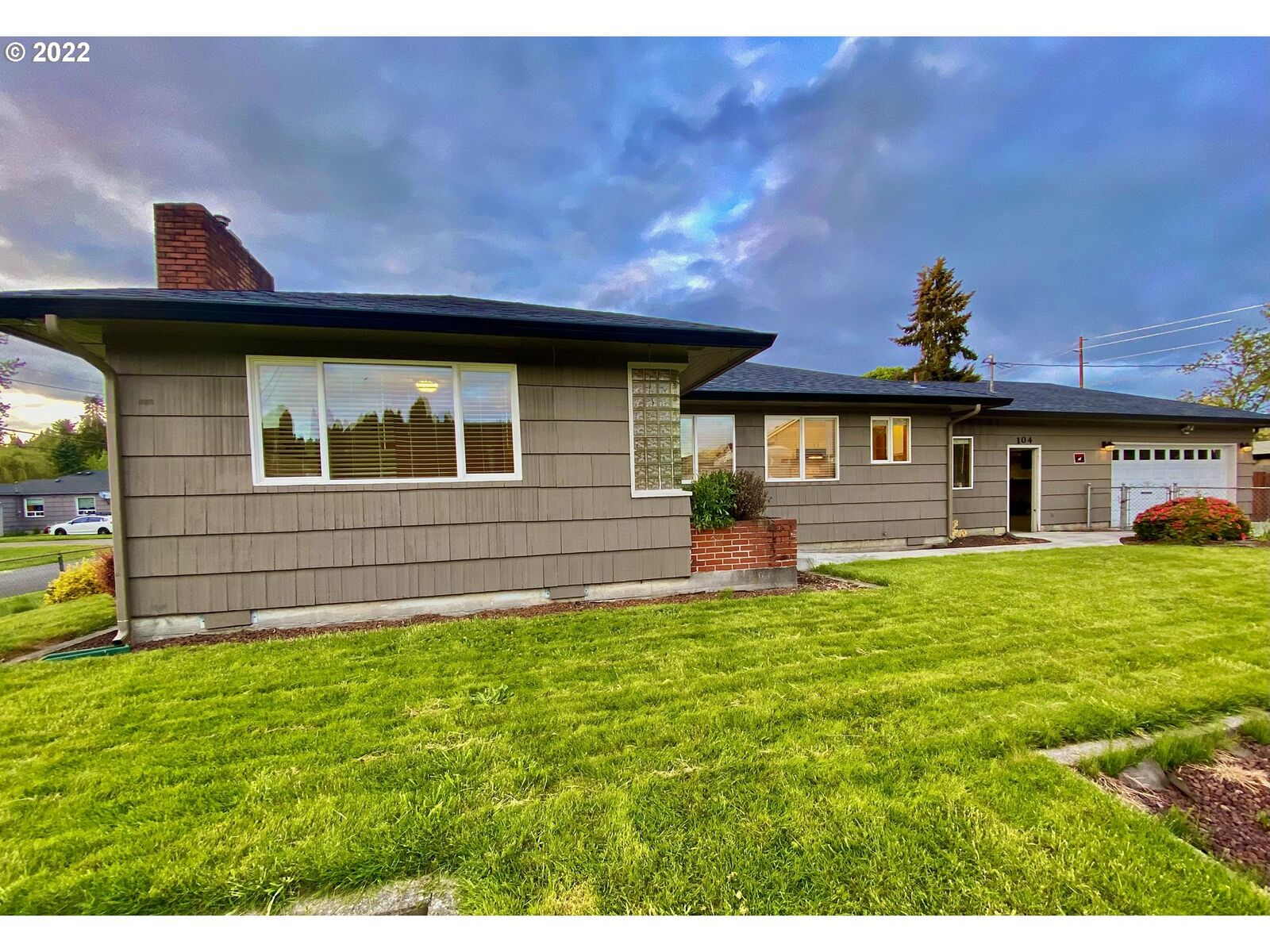 Property Photo: 104 Nevada Dr WA 98632
