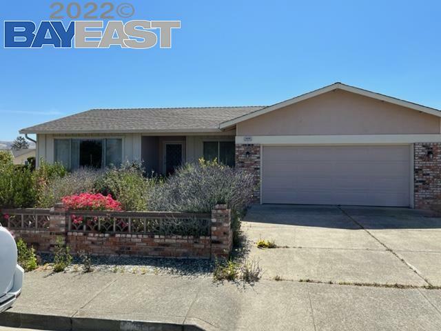 Property Photo:  2606 Oregon St  CA 94587 