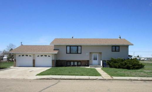 Property Photo:  205 5th Street  ND 58631 