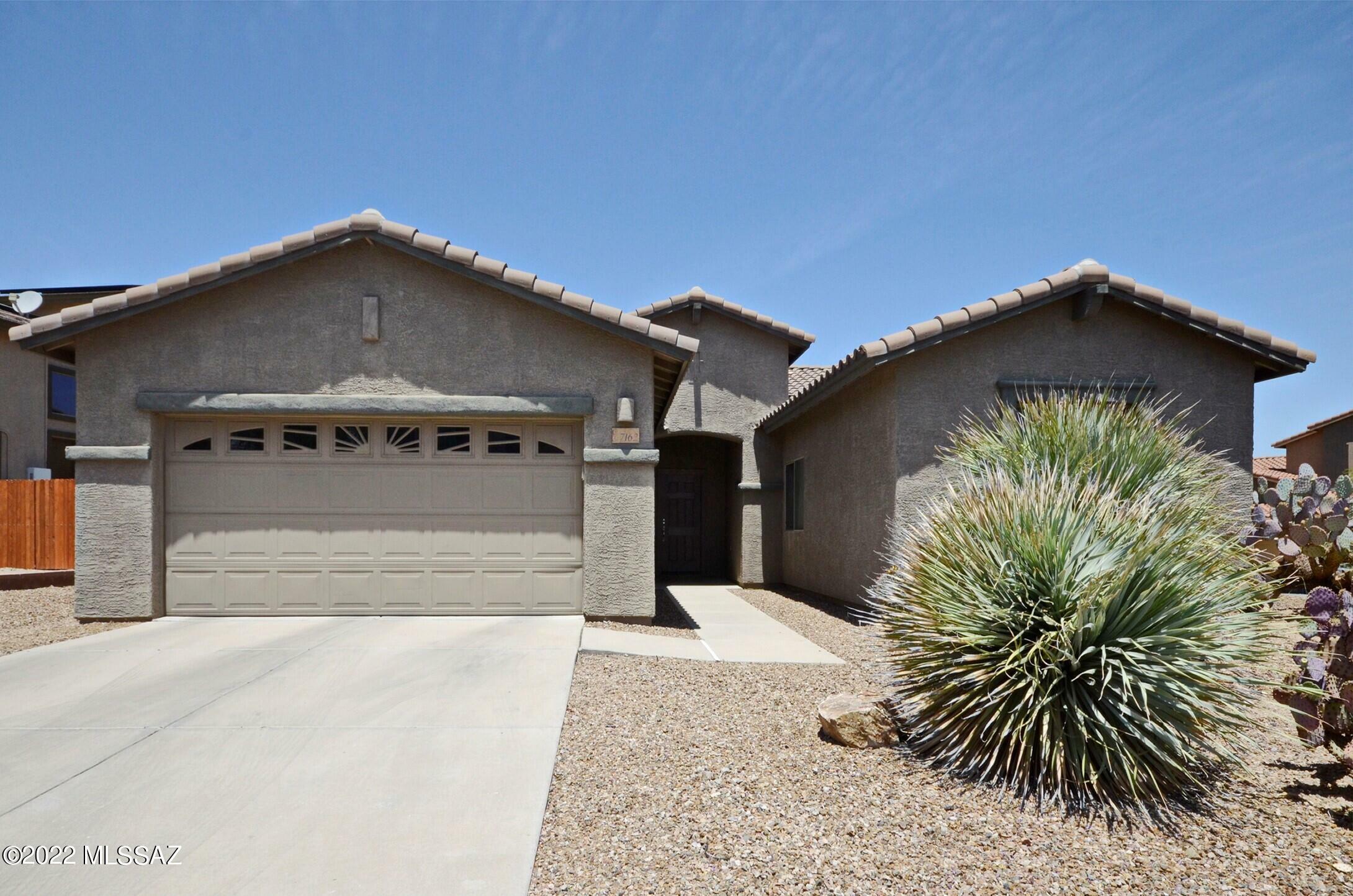 Property Photo:  7162 W Dimming Star Drive  AZ 85743 